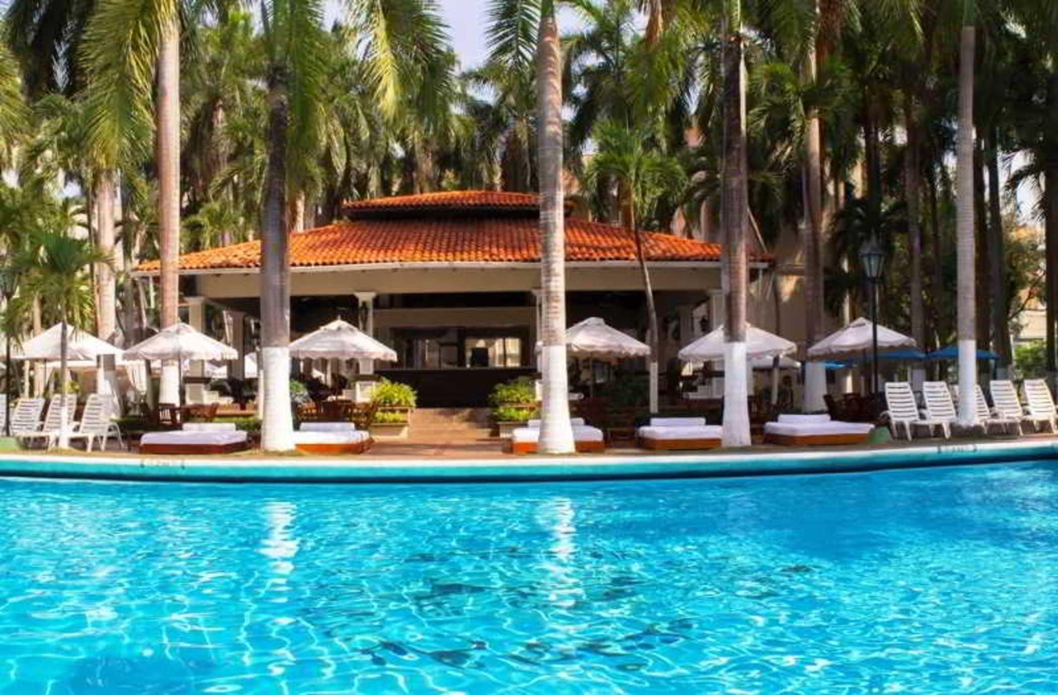 Hotel El Prado Barranquilla  Exterior photo The pool at the Sheraton Nha Trang Hotel & Spa Resort