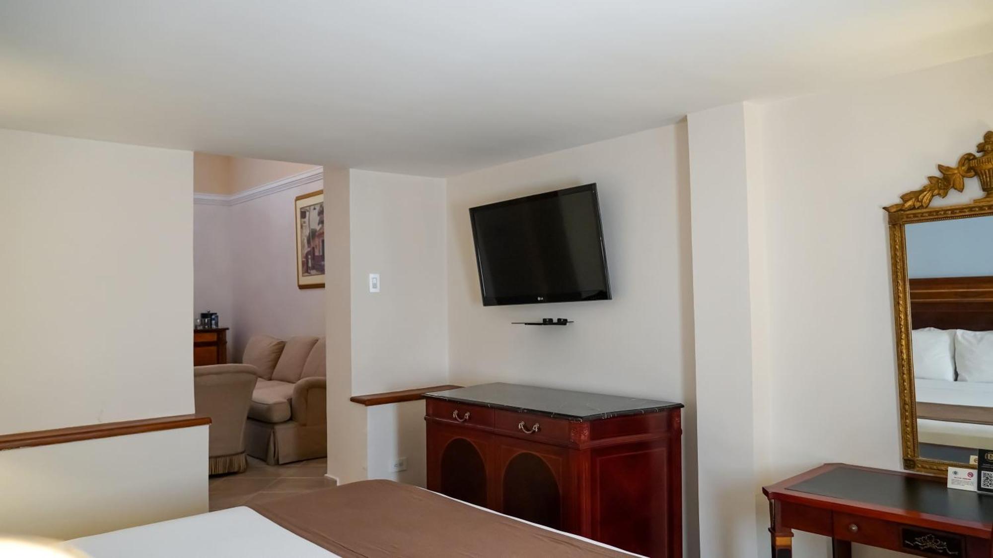 Hotel El Prado Barranquilla  Exterior photo A wall-mounted television